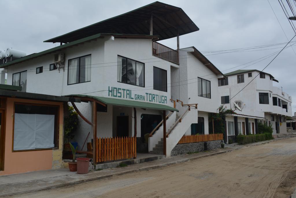 Hostal La Gran Tortuga Puerto Villamil Extérieur photo