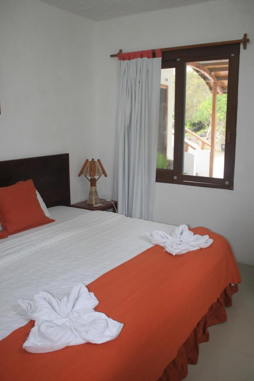 Hostal La Gran Tortuga Puerto Villamil Extérieur photo
