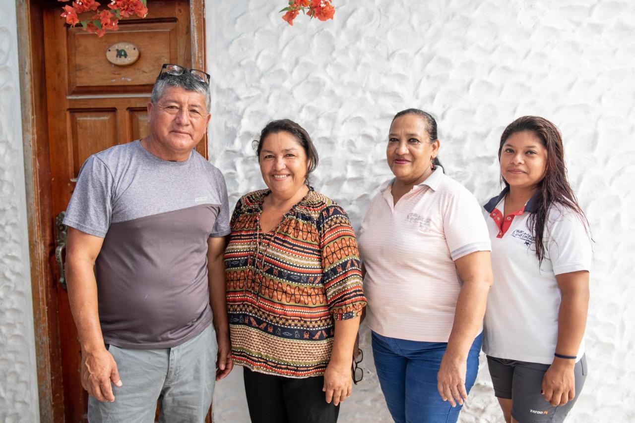 Hostal La Gran Tortuga Puerto Villamil Extérieur photo